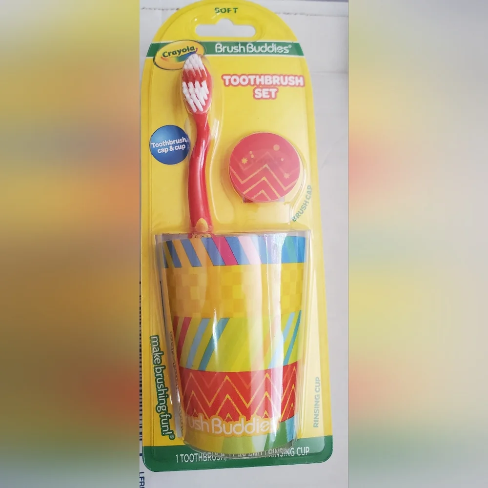 Crayola 3piece brush buddies soft ergonomic toothbrush cap and rinsing cup‎ set